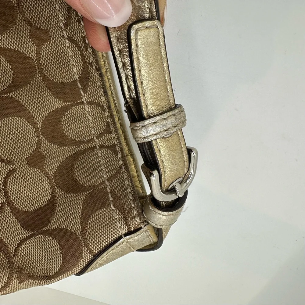 COACH Y2K Signature C‎ Khaki Canvas Gold Leather Shoulder Tote Purse